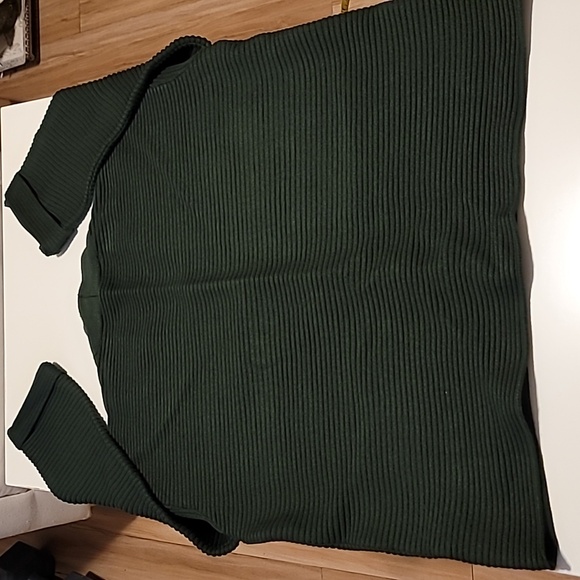 Zara forest green oversized open front sweater. - Picture 3 of 8